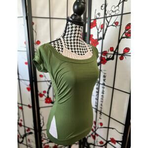 Finesse Double Layered Green top Size Small